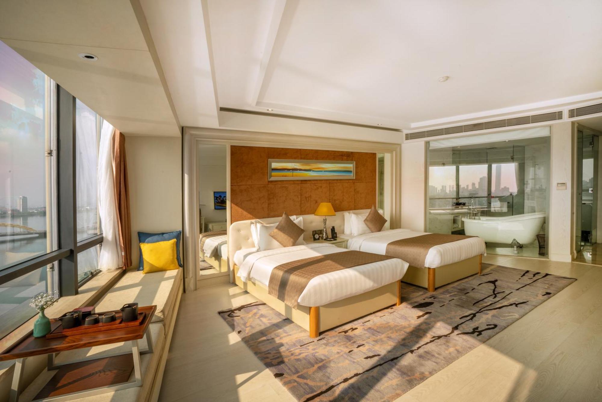 Brilliant Hotel - Afternoon Tea Inclusive Da Nang Esterno foto